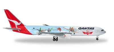 HE526562 Herpa Wings Qantas 767-300 1:500 Disney Planes VH-OGG Model Airplane