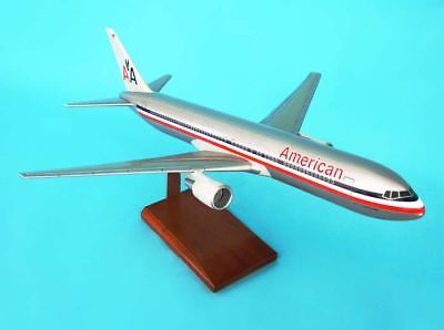 EXECUTIVE SERIES AMERICAN 767-300 1/100 OLD LIVERY | BN | G3910