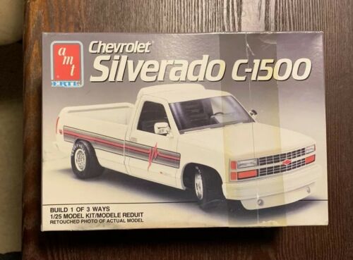 AMT 6069 1990 CHEVY C-1500 Pickup Truck 1/25 Model Car Mountain COMPLETE