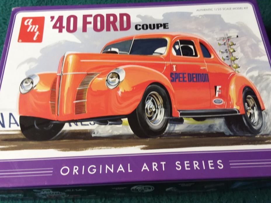 AMT '40 FORD COUPE  AMT730/12  1/25th