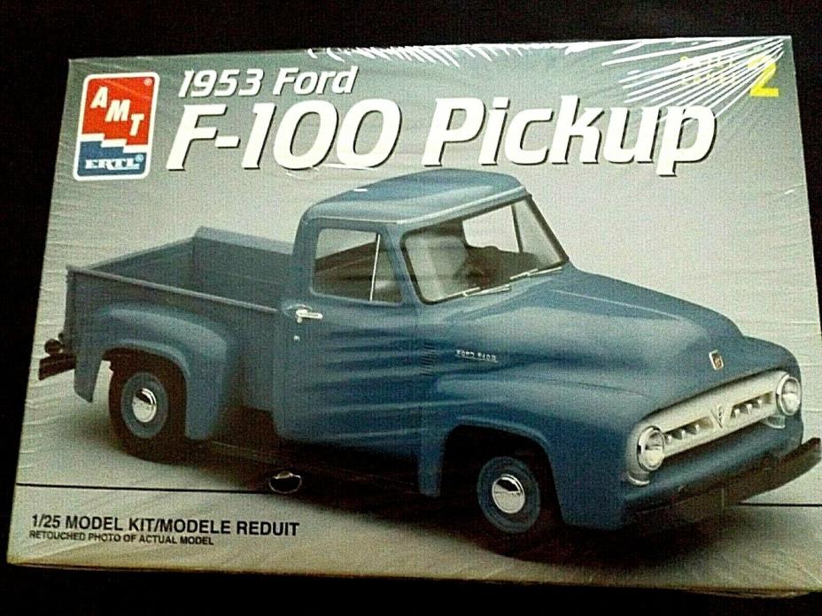 Model Kit 1953 Ford F-100 Pickup Truck AMT 1:25