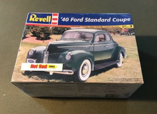 Revell '40 Ford Standard Coupe 1:25 Scale J&E HOBBY