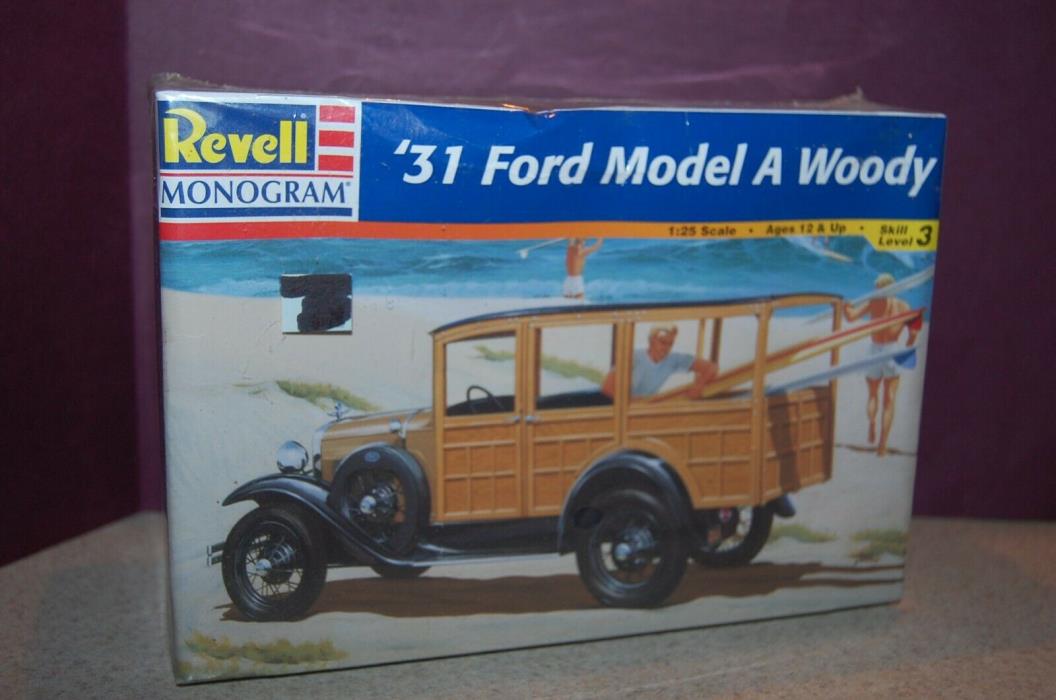 Revell 1931 Ford Model A Woody   Revell 31' Ford Woody SEALED