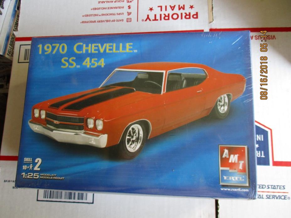 AMT 1970 Chevelle SS 454 1/25 scale Kit # 31640