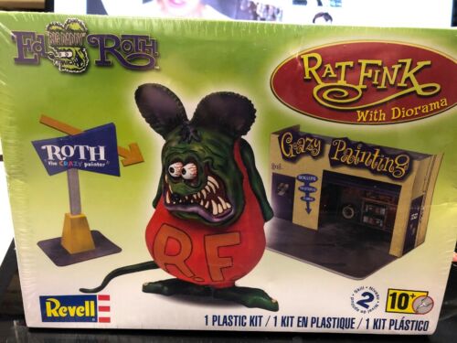 Revell Model Rat Fink Ed Big Daddy Roth With Diorama Hot Rod Crazy Painting Shop