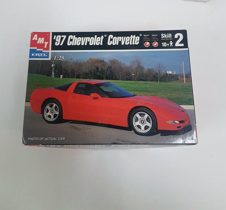 AMT '97 Chevrolet Corvette Skill 2 Model