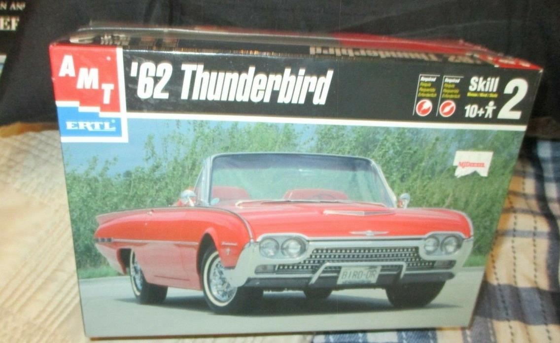 THUNDERBIRD 62 MODEL CAR KIT AMT ERTL BRAND NEW AGES 10 AND UP FREE SHIPPING