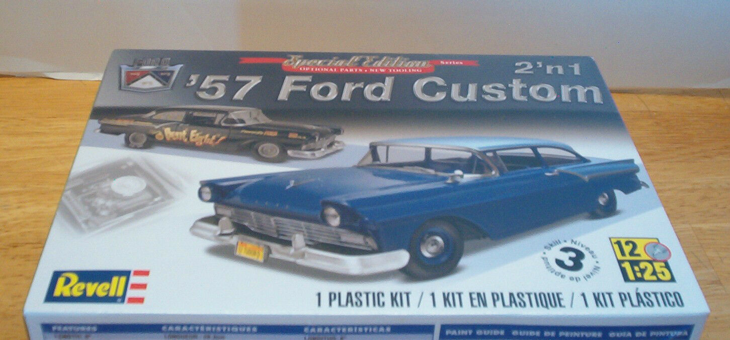 Ford 1957 Custom 2 Door Sedan 1:25 scale Revell Model kit Hobby Time Model Shop