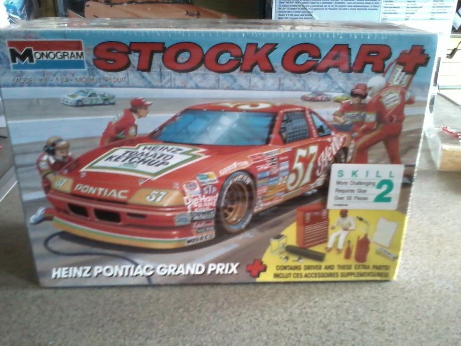 Monogram Heinz Pontiac Stock Car (+Driver/Shop Tools)  NASCAR NEW/FS #2914/1990