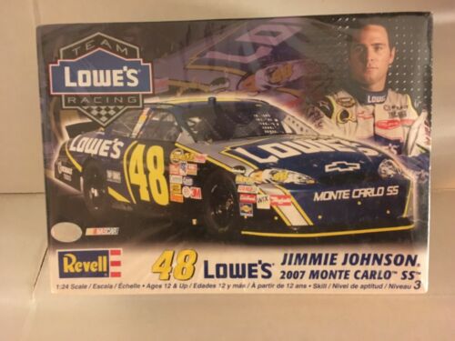 Revell Factory Sealed 1/24 Jimmie Johnson NASCAR Lowes 2007 Monte Carlo