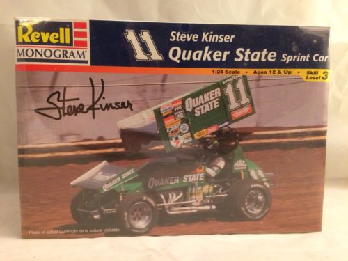 Revell Monogram Steve Kinser Quaker State Sprint Car 1/24 Scale Kit # 85-2517