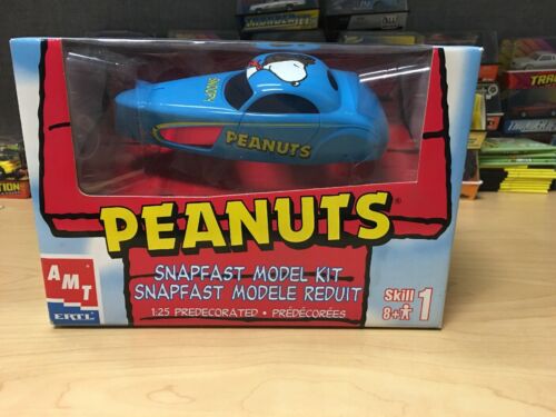 AMT ERTL Peanuts Snapfast Model Kit 1:25 Scale