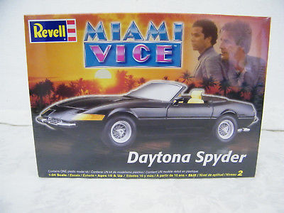 NEW Revell Miami Vice Daytona Spyder Model