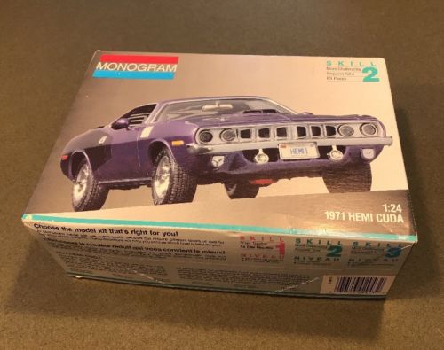 Monogram 1971 HEMI CUDA SKILL 2 1/24 J&E HOBBY