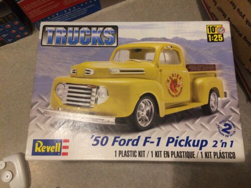 VINTAGE REVELL 1950 FORD F1 PICKUP MODEL KIT Preowned RARE !! TOO COOL !!