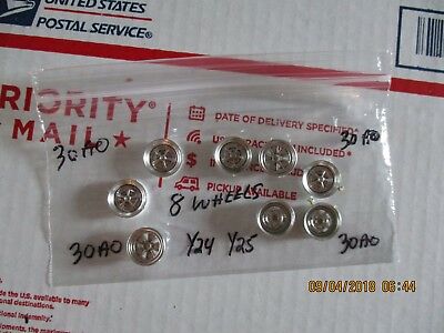 (8) Chrome Wheels  Parts no backs 1/24-1/25 scale (Parts only)   Package #30AO