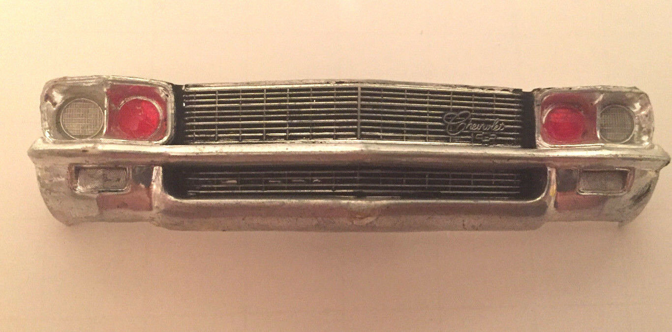 AMT Chevy Impala 1970 Firechief Front Paint Grill & Bumper Bad Chrome Used P358