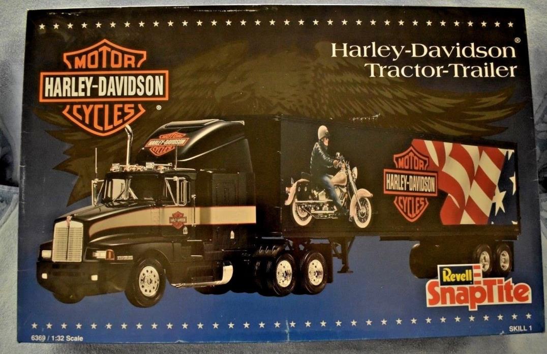 1994 1/32 Scale SnapTite Harley-Davidson Tractor-Trailer Kit, Open & Complete