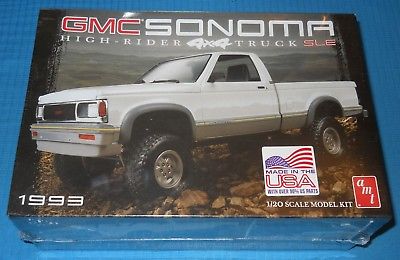 AMT 1993 GMC Sonoma SLE 4 x 4 Truck-Lifted 1/20 Kit-Model Car Swap Meet