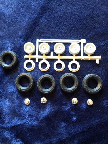 AMT/ERTL '53 FORD TRUCK JUNKYARD PARTS #6487- STOCK RIMS & TIRES ONLY-NEW PARTS!