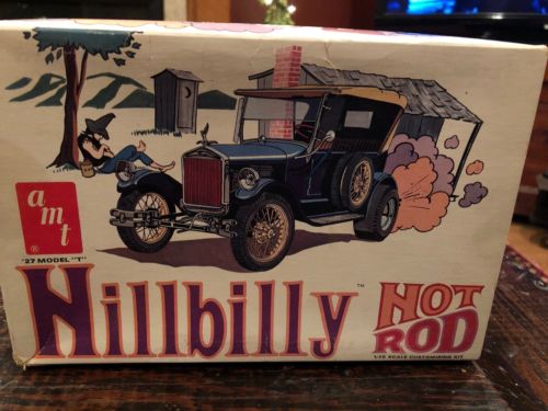 VINTAGE AMT HILLBILLY HOT ROD MODEL CAR JUNKYARD 1/25