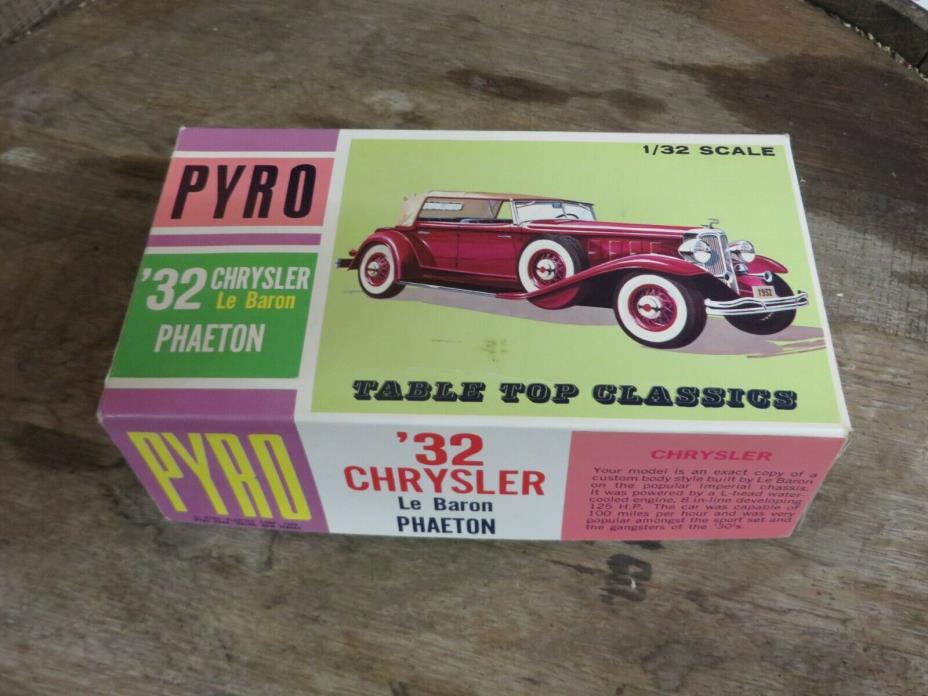 Vintage 1966 Pyro 1/32, '32 Chrysler LeBaron Phaeton plastic model kit C413-125