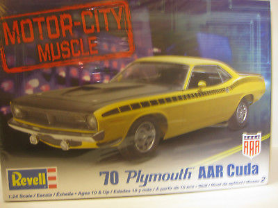 Revell 1970 plymouth AAR Cuda factory sealed