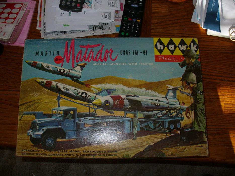 HAWK MARTIAN MATADOR MISSILE W/TRANSPORTER KIT#801-298 PARTS IN FACTORY BAGGING