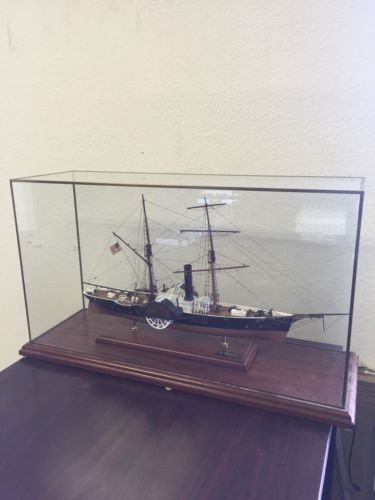 Abordage Harriet Lane Handcrafted Ship Model with Glass Display Case