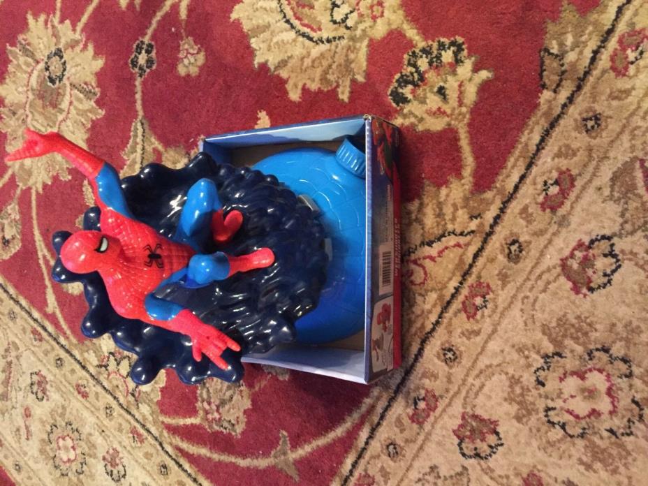 Marvel Ultimate Spiderman Web Shooter Sprinkler New