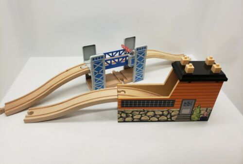 Wooden Railway Train Draw Bridge & Building Lot Works With Thomas Brio & Others