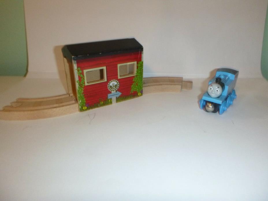 Thomas the Train & building car house toy w/ track learning curve wooden lot