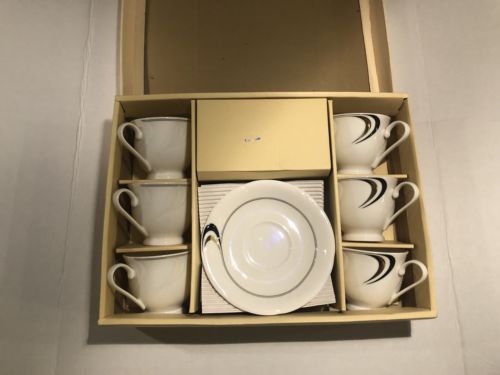FASHION WARE YAMAKYU JAPAN CHINA SIX PIECE TEA CUPS & SAUCER SET