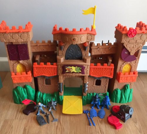 Imaginext Eagle Talon Castle Play Set W Accessories & Figures Fisher-Price 2012!