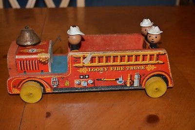 FISHER PRICE OOAK RARE 1950 PULL TOY ERROR ALL WHITE HATS LOOKY FIRE TRUCK # 7