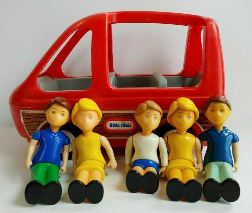 Vintage 90s LITTLE TIKES Red Woody Mini Van, Twist N Sit Dollhouse Family People