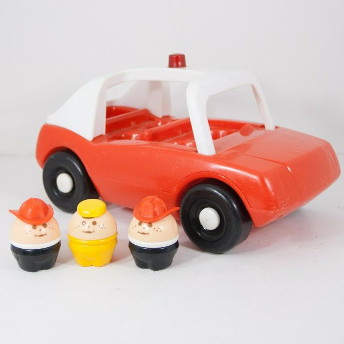 Vintage Little Tikes Toddle Tots Red Car with Light On Top w/ 3 Chunky People