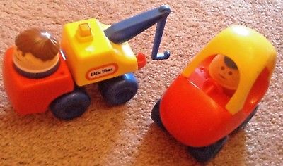 vintage little tikes chunky people cozy coupe car tow truck figures lot of 4 euc