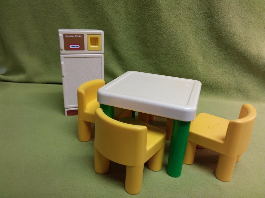 Little Tikes Place Dollhouse refrigerator, table and 4 chairs