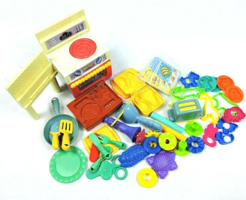 Play Doh Molds 2 Mixed Sets 1 Meal Making Kitchen 1 Other Oven Utensils Toaster