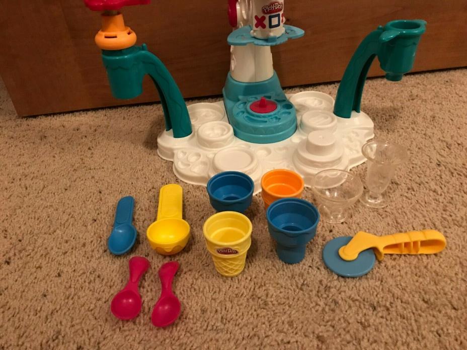 Play-Doh Magic Swirl Ice Cream Shoppe With Accessories