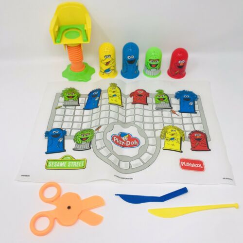 ??Vtg 1985 Playskool Play Doh Sesame Street Fuzzy Pumper Barber Hair Cut Set