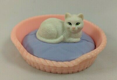 Playskool Dollhouse Cat Kitten Pink Bed Figure