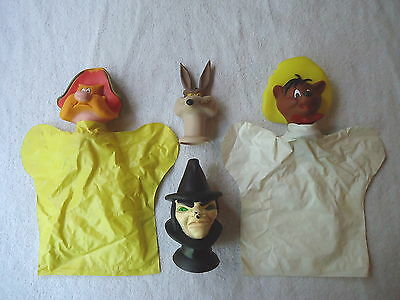 Vintage Set Of 2 Plastic Puppets And 2 Puppet Heads 