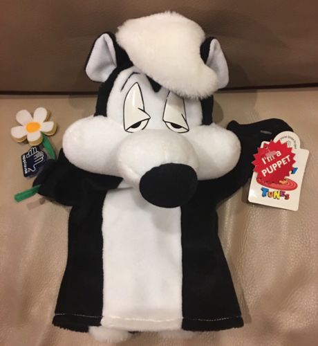 RARE Looney Tunes PEPE LE PEW w/ Flower Hand Puppet Applause 13