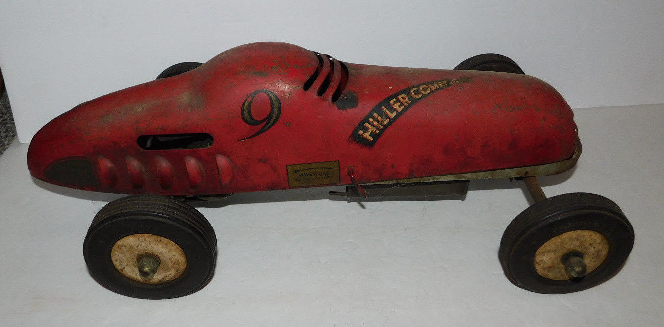 RARE VINTAGE HILLER COMET TETHER GAS POWERED TOY CAR WITH MOTOR FOR RESTORE