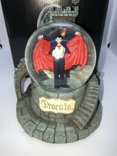 Rare Universal Studios Monsters Dracula Musical Water Snow Globe Elby MIB 1997