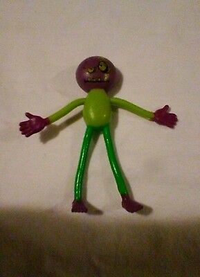 ZOMBIE BENDIE Unknown Whacked Out Green Monster BENDY Toy WEIRD BENDABLE GUY