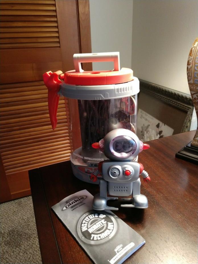 VTG 2001 Tekno Dinkie Robot Jibo-Kie MOM-BOT Voice Activated Manley Toy Quest