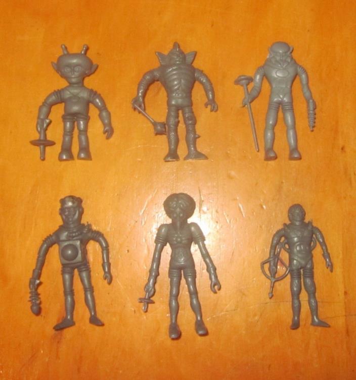 Colorforms Colorform Alien Outer Space Men mini grey Set of 6